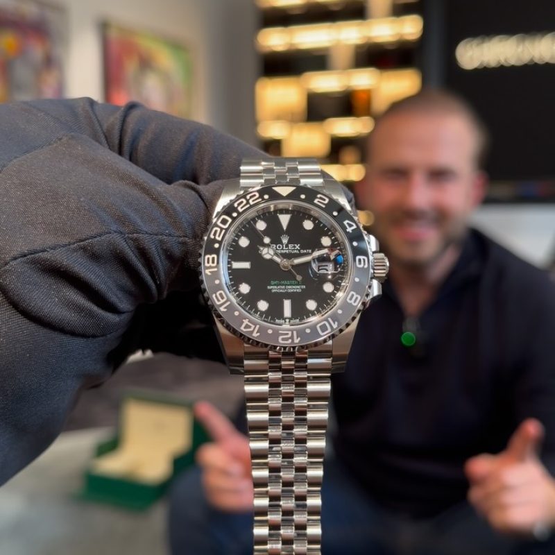 Rolex GMT-Master II „Bruce Wayne“ Steel Jubilee Black Dial 40mm 126710GRNR