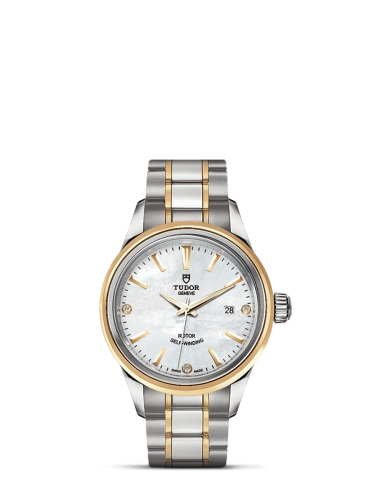 Tudor Style 12103-0017
