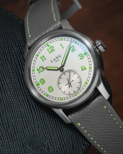 Lang 1943 Field Watch L4300106
