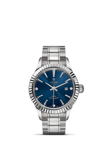 Tudor Style 12110-0017
