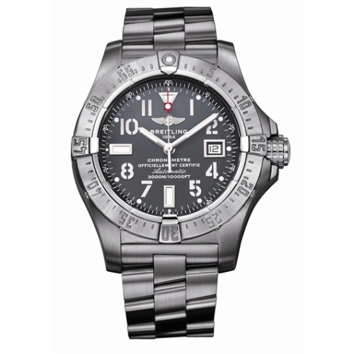 Breitling Avenger A1733010-F538