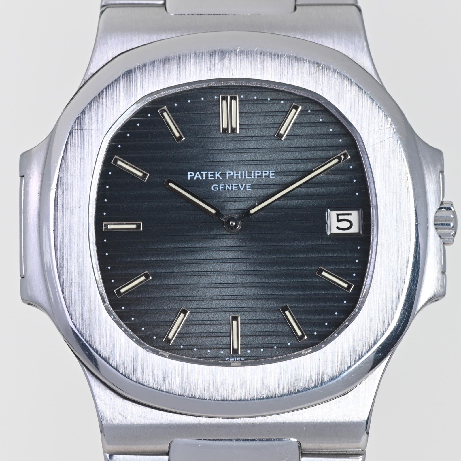Patek Philippe Nautilus Jumbo